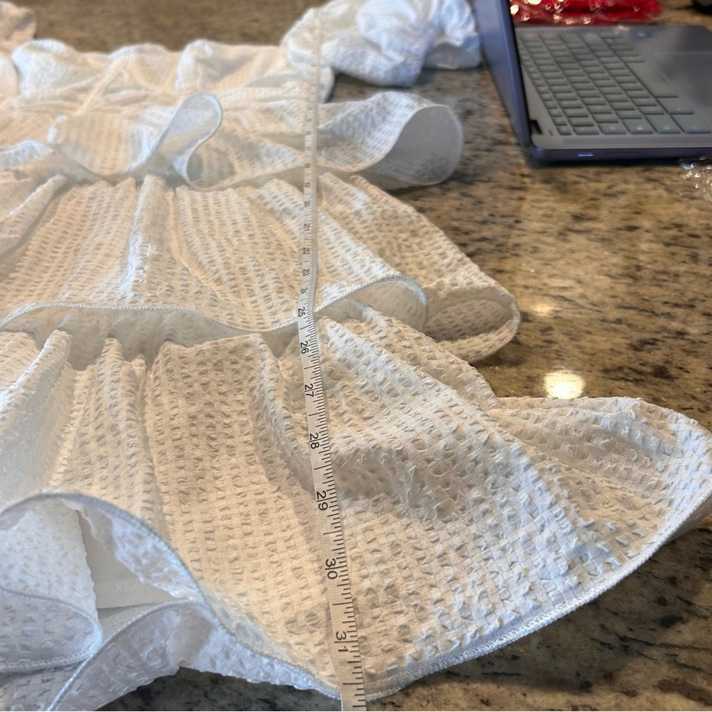 PrettyLittleThing Mini Dress Size 4‎ White Tiered Ruffle Puff Sleeve Corset - Picture 11 of 15